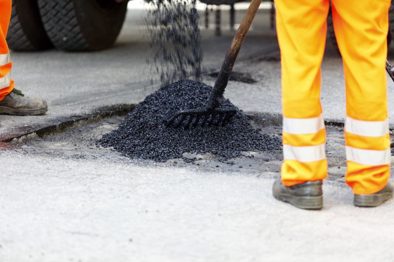 Asphalt Pothole Filling in Little Rock, AR